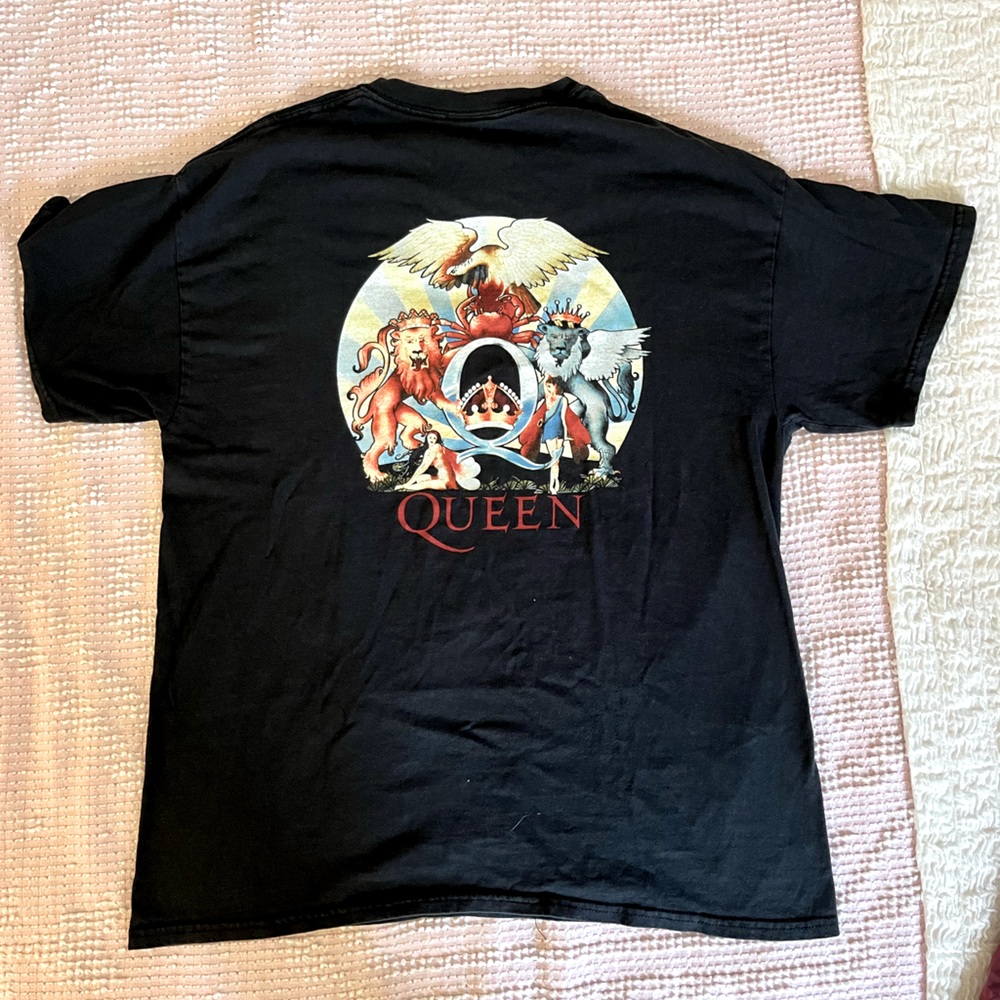 Urban Outfitters Queen oversized t-shirt